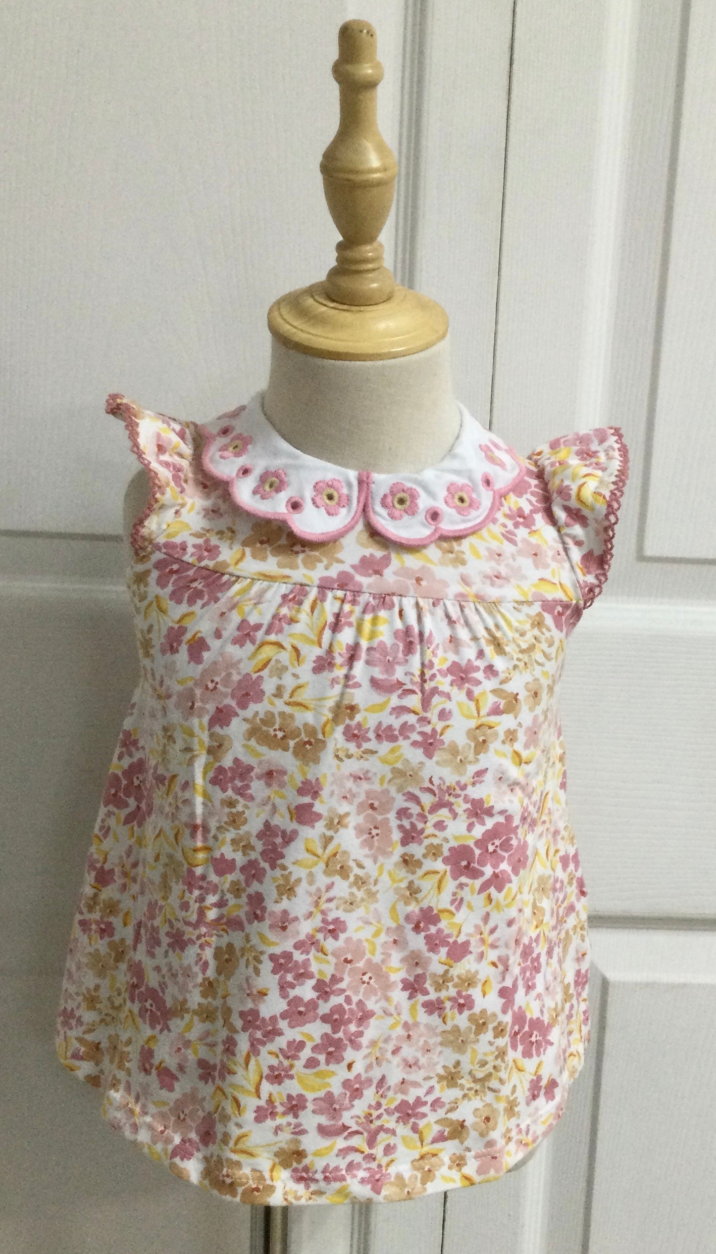 Milon Vestido Print Rosa Cuello Bordado Con Braguita Ref.2000619-40017