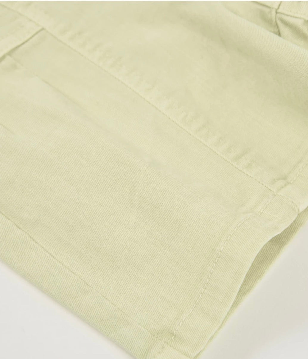 TucTuc NK Top Con Tejido Canelé Y Short Con Pliegues Frontales