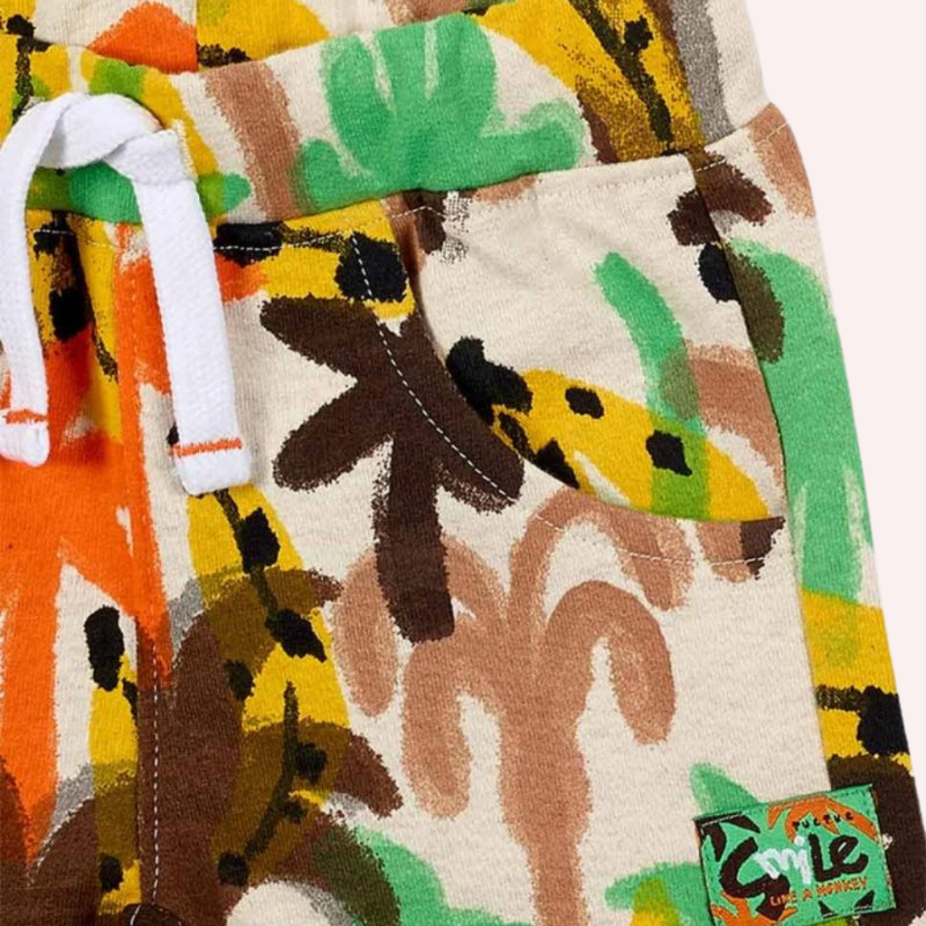 TucTuc Banana Records White Plush Knit Shorts Set