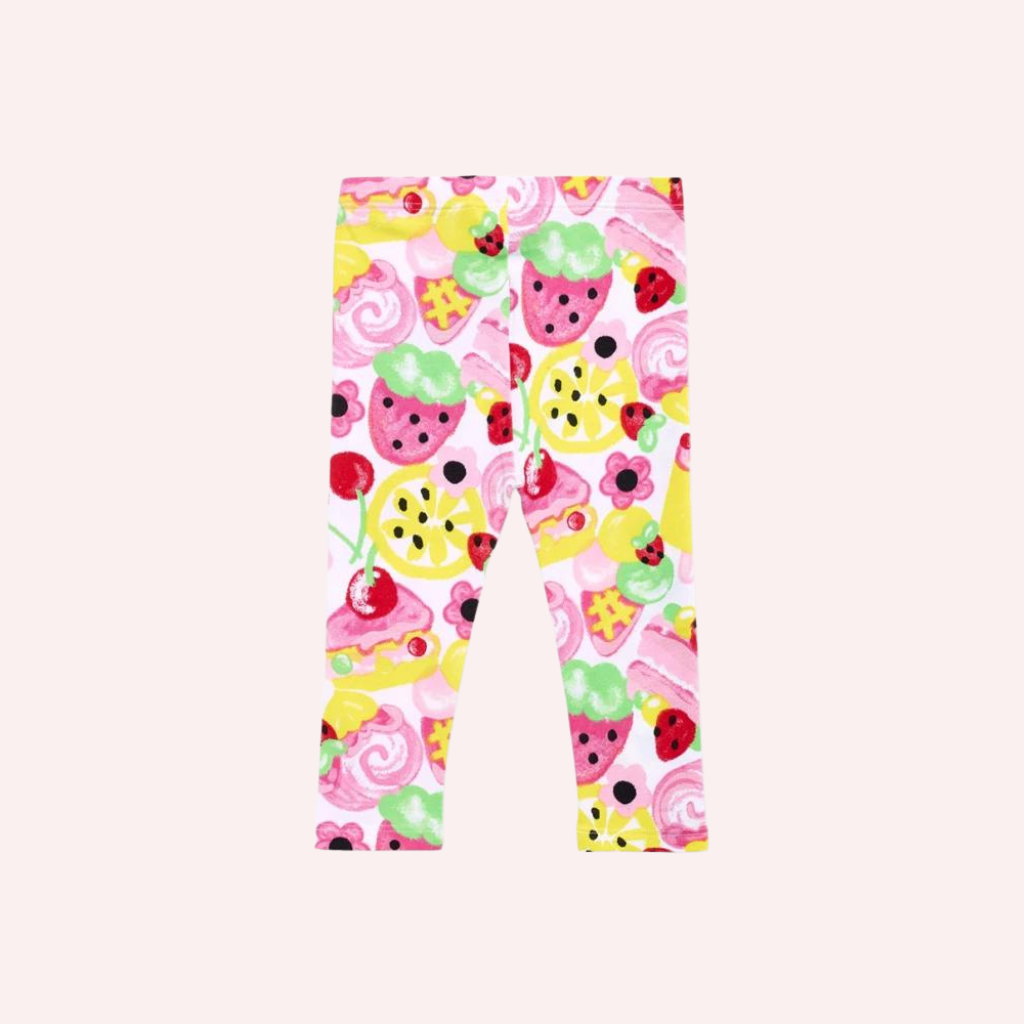 TucTuc Creamy Ice Long White Knit T-Shirt and Pink Knit Leggings