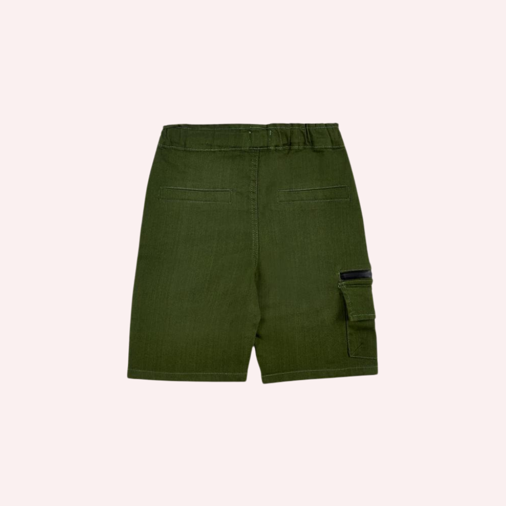 TucTuc NK My Plan To Escape White Tnit T-Shirt and Khaki Flat Cargo Shorts