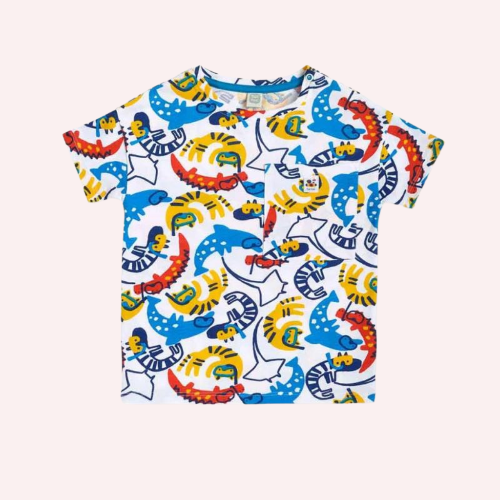 TucTuc Salty Air Printed White Knit T-Shirt and Blue Twill Pants