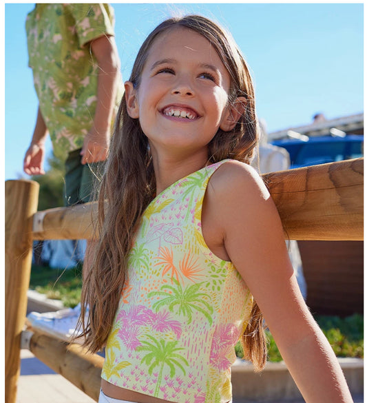 TucTuc NK Beach Stories Conjunto Niña Top para en amarillo y tirantes con cuentas de colores Falda en amarillo con estampado tropical y cintura elástica