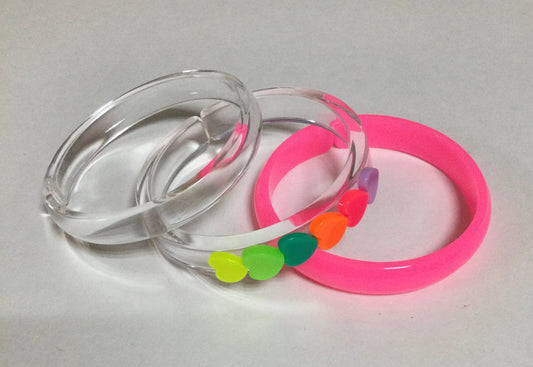 Lilies & Roses VAL25- Hearts Neon Bangles