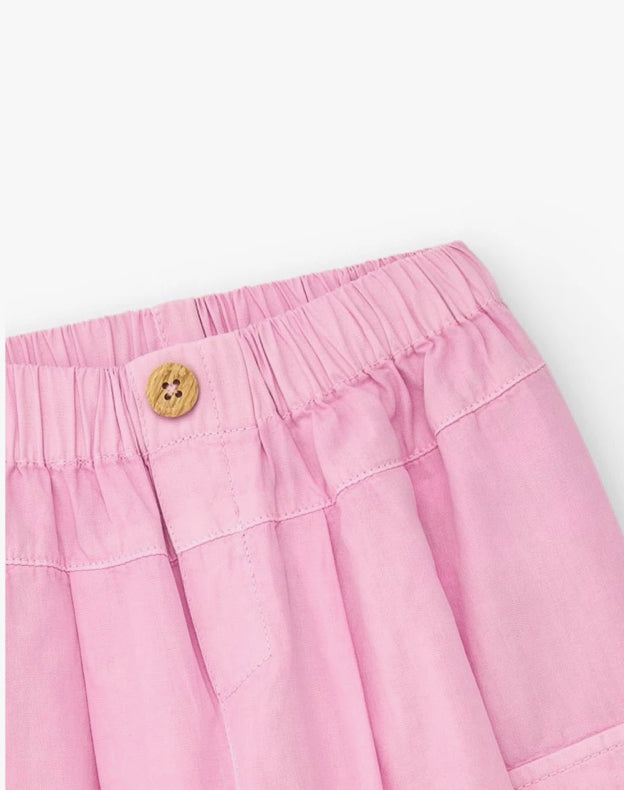 Tuc Tuc Conjunto Camiseta para niña con cámara de lentejuelas y frase "Strike a pose!!" Pantalón cargo en rosa con bolsillos y puños elásticos