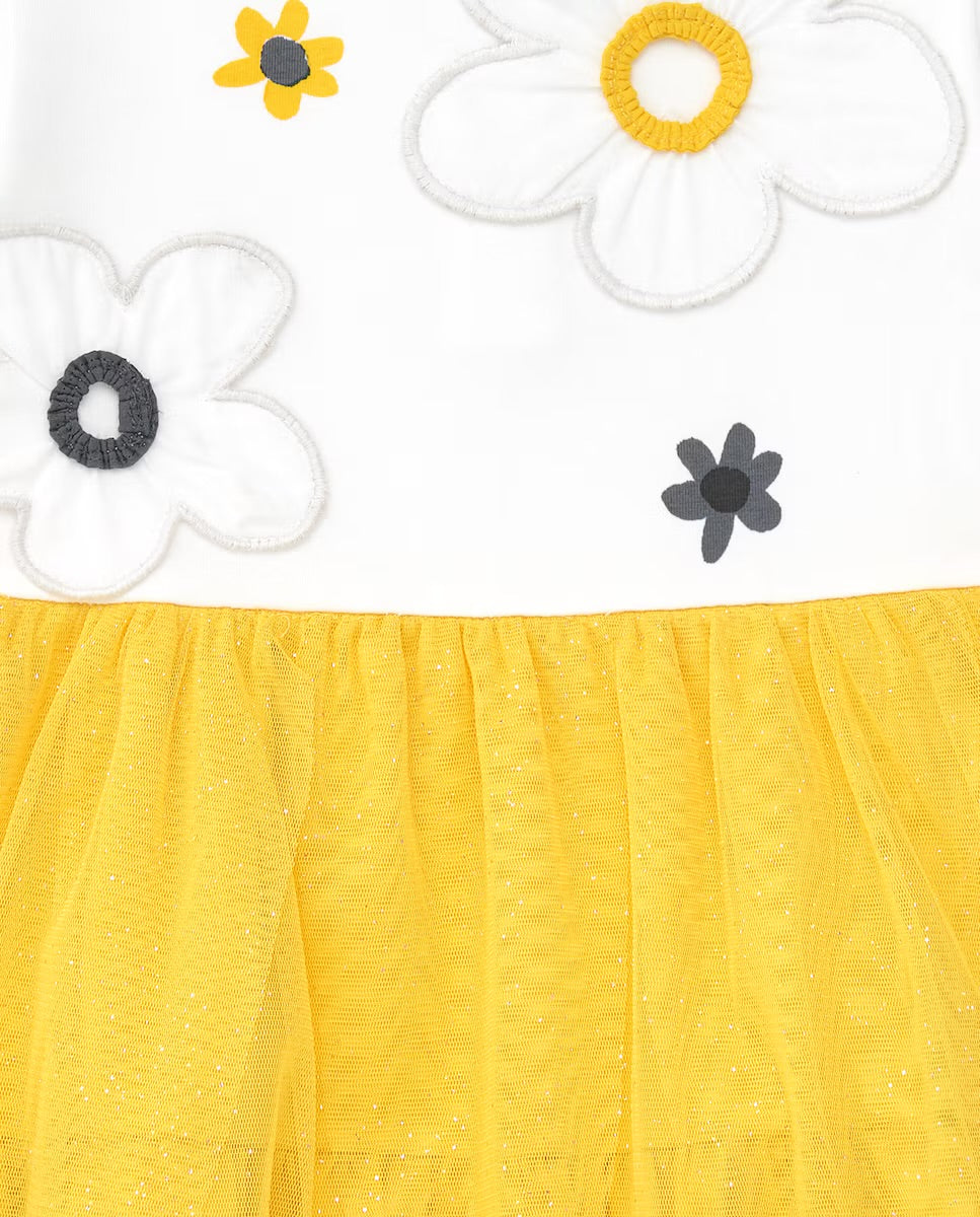 Tuc Tuc Vestido para niña en blanco y amarillo con flores y falda de tul. Colección: Hey Buddies