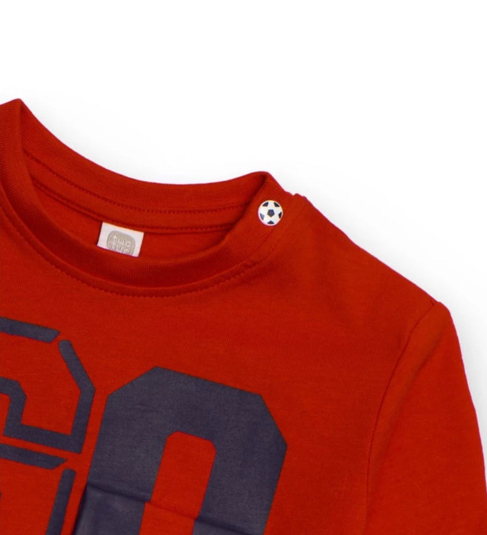 TucTuc Camiseta Roja Manga Larga “Go Team Go” Y Pantalón Denim Bolsillos