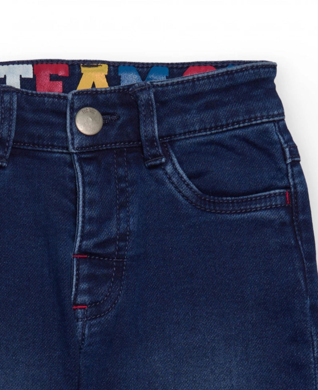 TucTuc Camiseta Roja Manga Larga “Go Team Go” Y Pantalón Denim Bolsillos