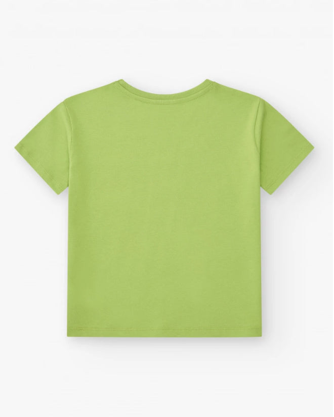 TucTuc NK Dune Extreme Conjunto Camiseta Para Niño En Verde Con Estampado Multicolor Y Bermudas Verde Con Estampado Tropical