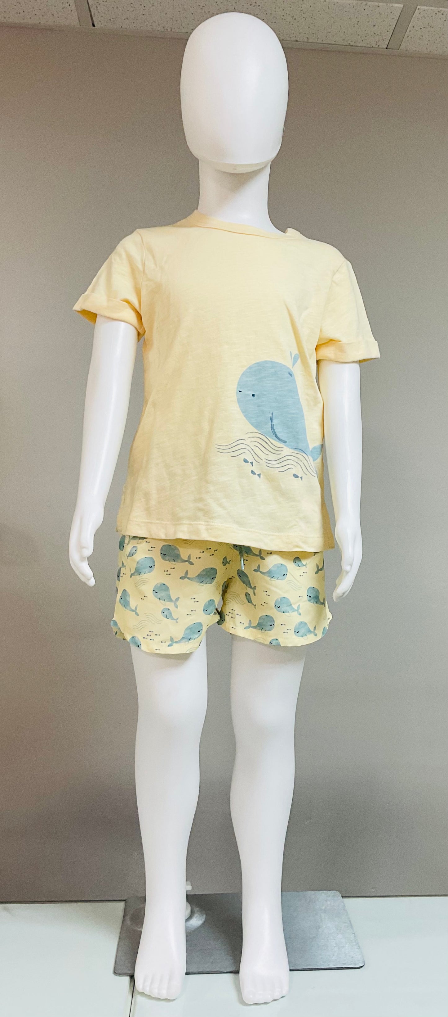 Tutto Piccolo Conjunto Camiseta Amarilla Y Boxer Ballena