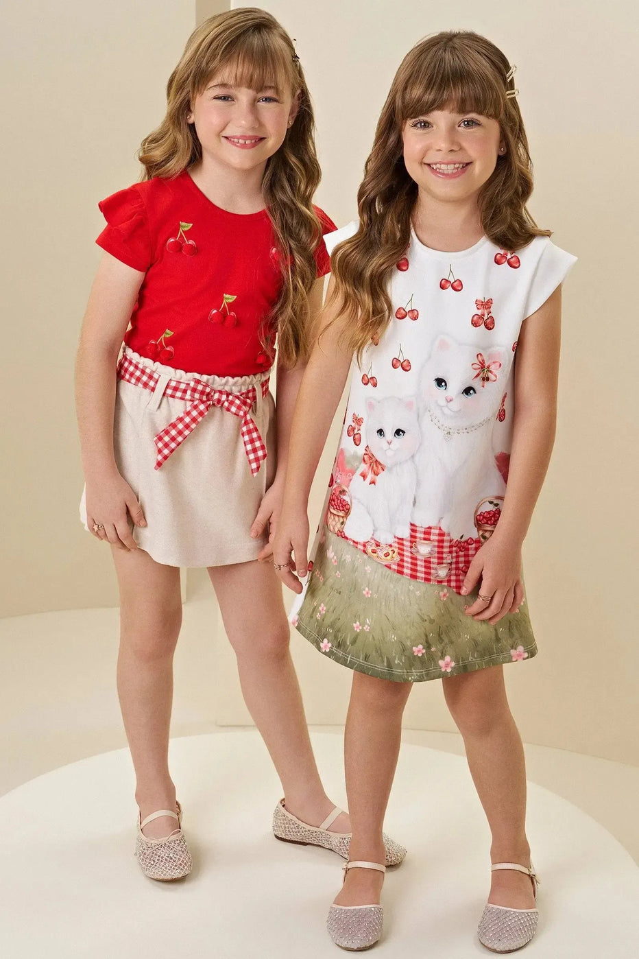 Infanti Conjunto Niña Blusa Cherry Falda Pantalon Crema cinturón Cuadro rojo