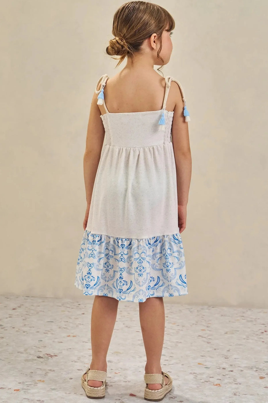 Infanti Vestido Beige y Azul Celeste Flores