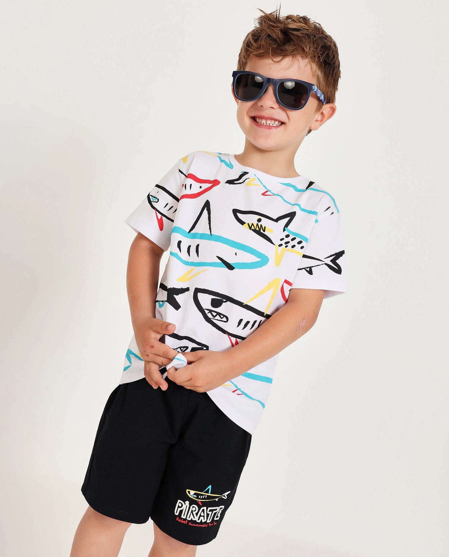 TucTuc Conjunto de niño de punto con diseño de tiburones