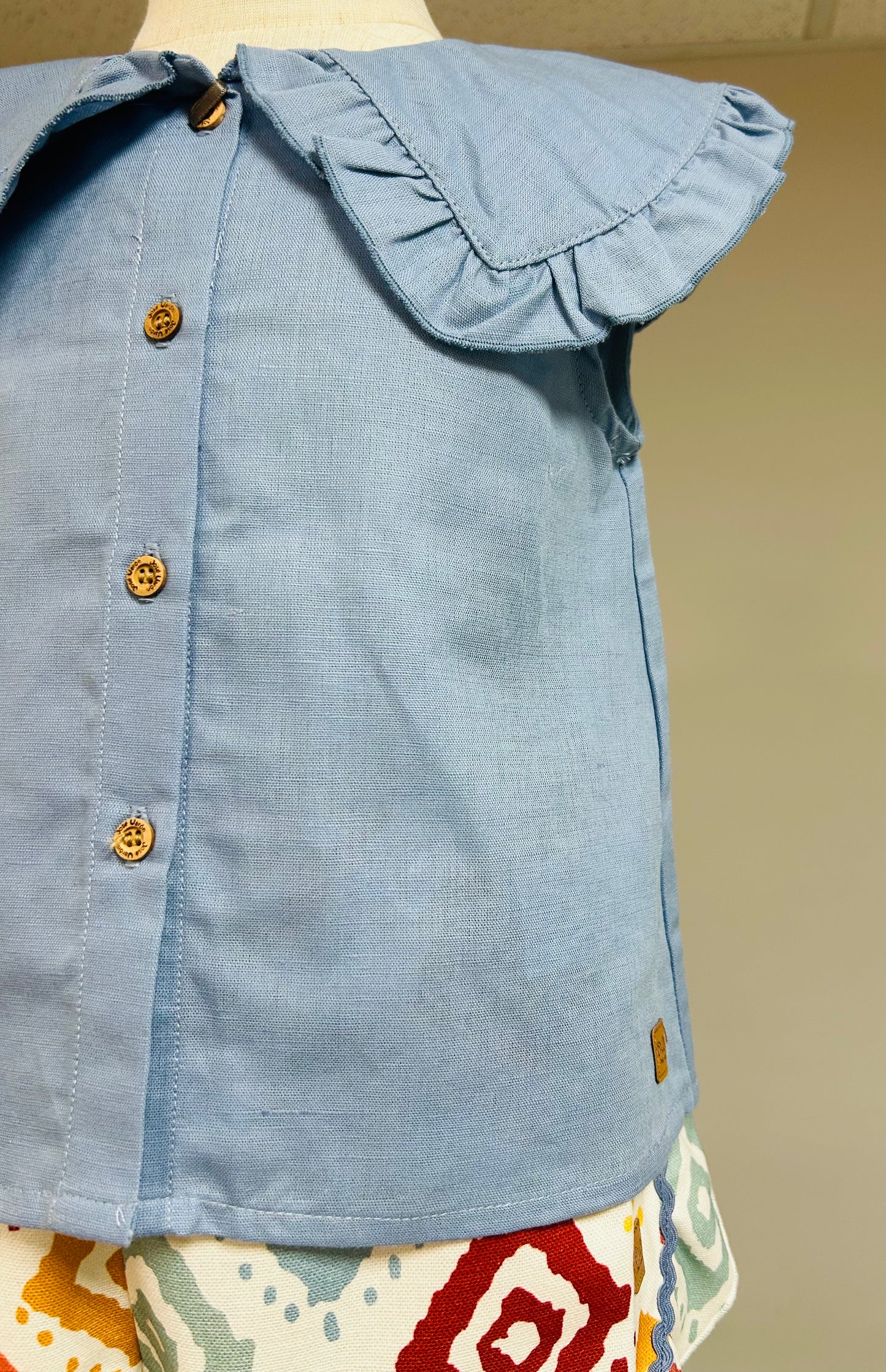 José Varón Conjunto Blusa Lino Celeston Y Short Étnico