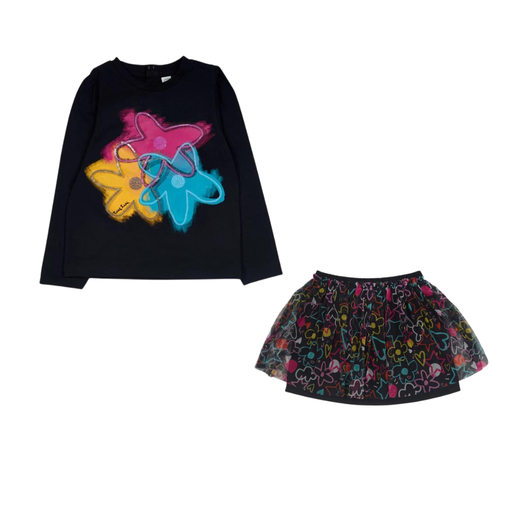 TucTuc Big Hugs Black Knit T-Shirt and Black Fantasy Tulle Skirt