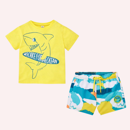 TucTuc Laguna Beach Yellow Knit T-Shirt and Blue Knit Bermuda